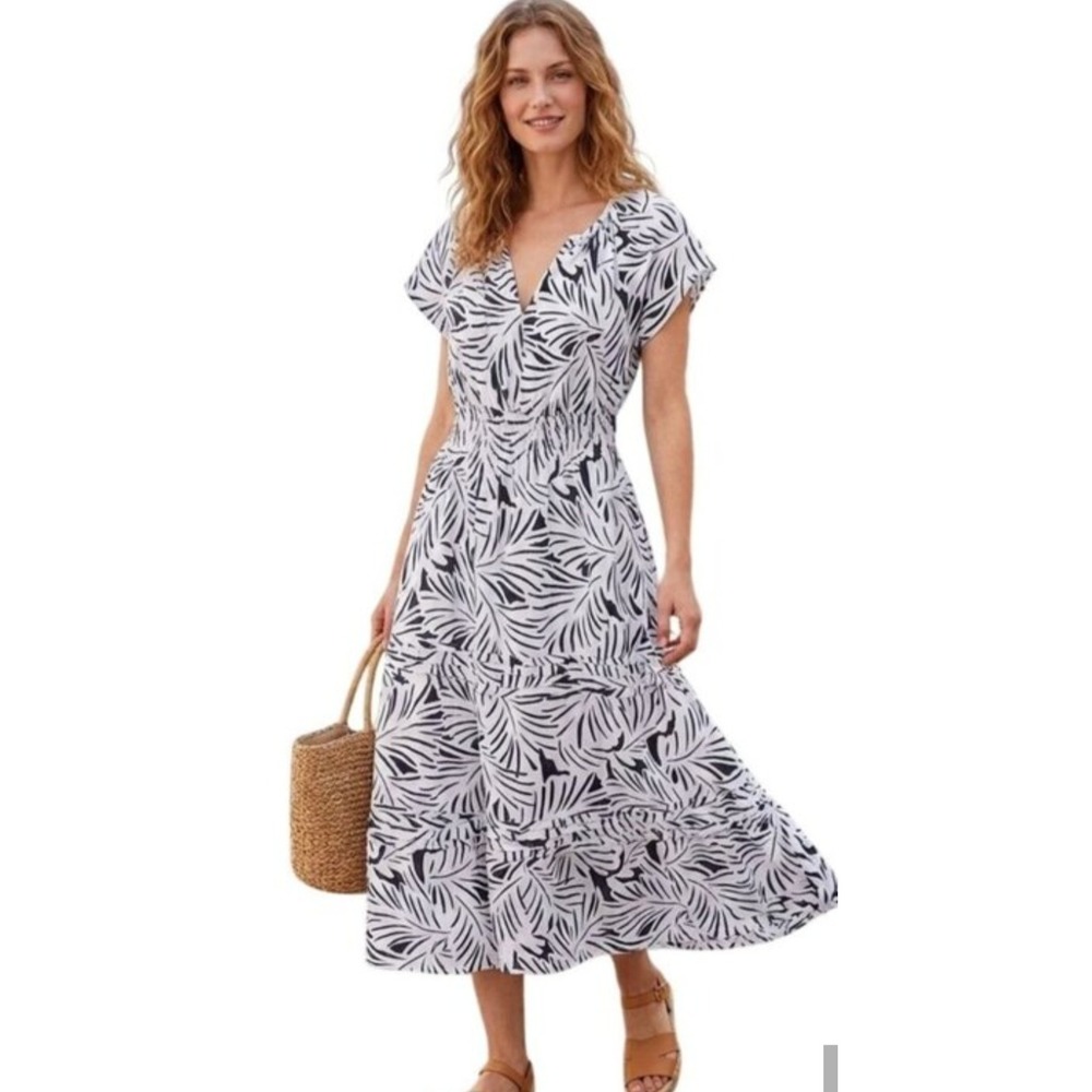 Nicole Miller Linen Blend Smocked Waist Midi Dress Navy White V-Neck Pocket